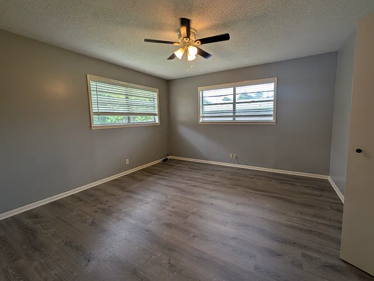 3001 Jefferson Ave — Photo 6