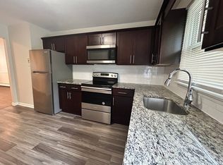 21B Warren St #21B, Monroe Township, NJ 08831