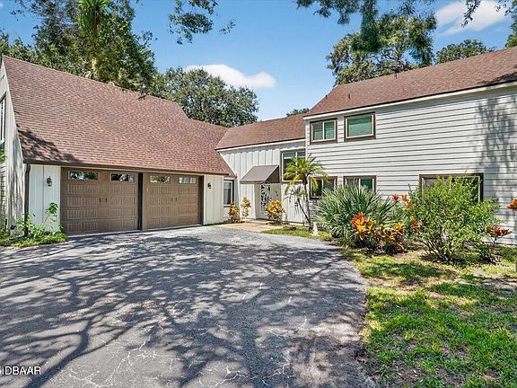 2nd image of 120 Beach St