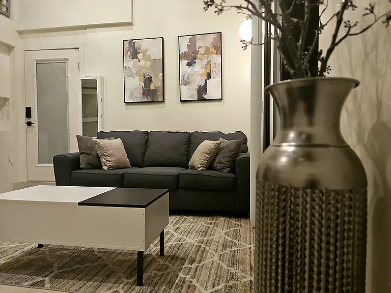 10416 Garden Grove Ave #B — Photo 2