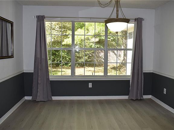 4th image of 6342 Woodside Drive N