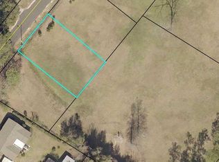 Loblolly St, Georgetown, SC 29440