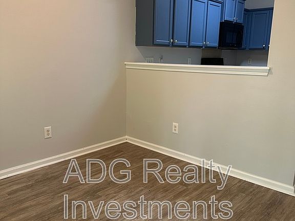 3rd image of 1917 Butterfly Ln
