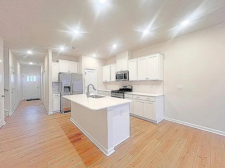 9 Vine House Dr — Photo 6