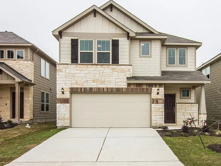 15912 Windroot St — Photo 2