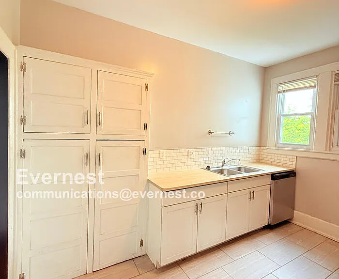 9429 Brush St #2A — Photo 4