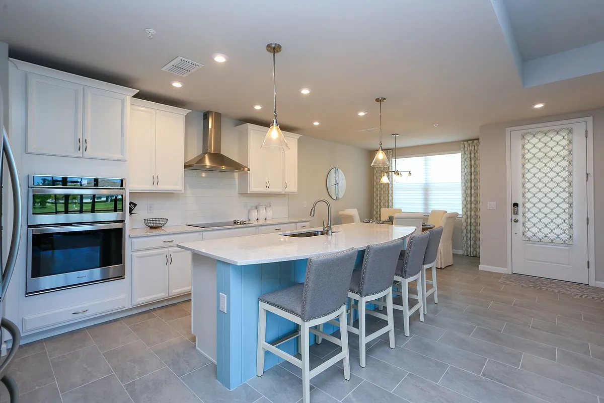 Building Photo - 4709 Arboretum Cir #101