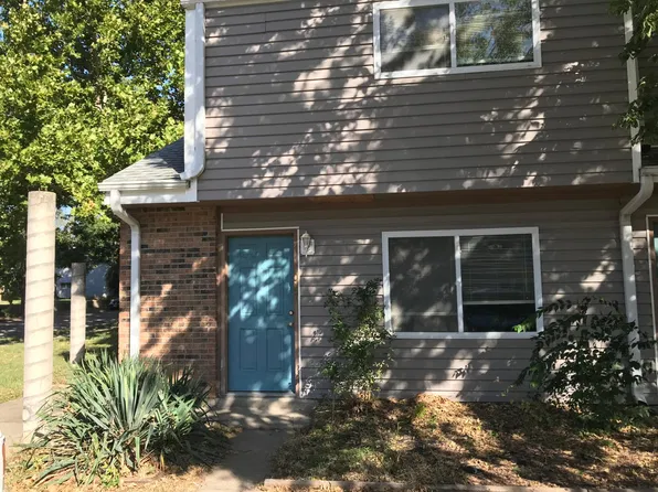 1027 Yuma St #1, Manhattan, KS 66502