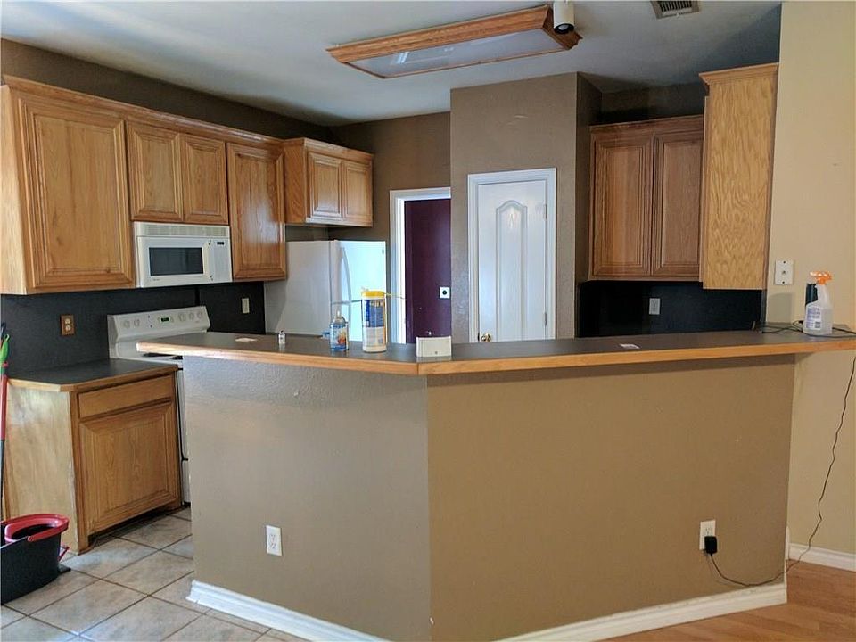 1st image of 508 Stafford Dr