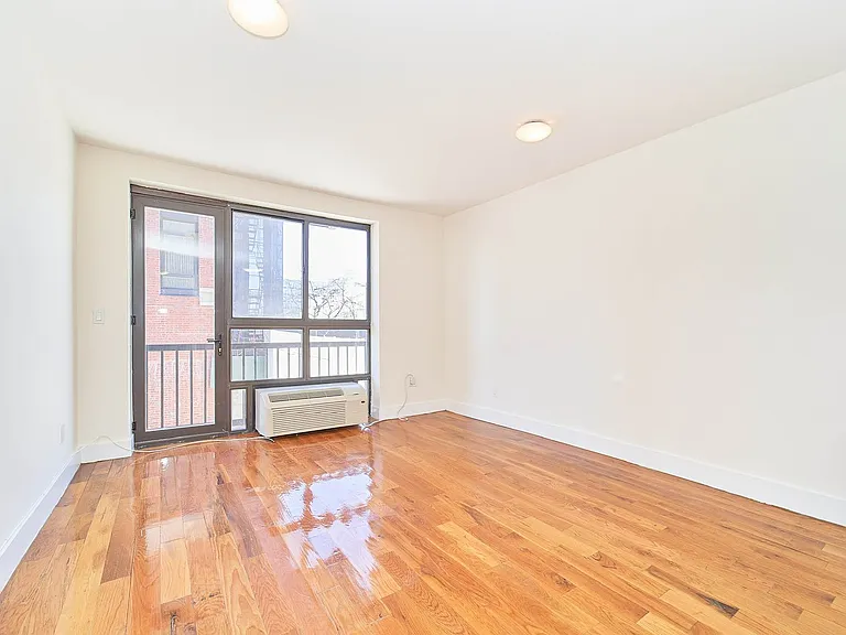 572 5th Ave #4E — Photo 5