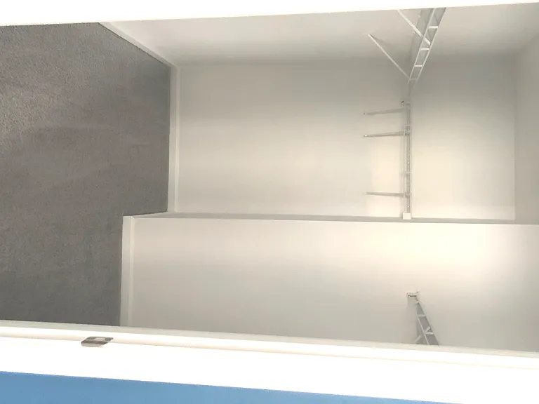 105 Palmdale Ct — Photo 13