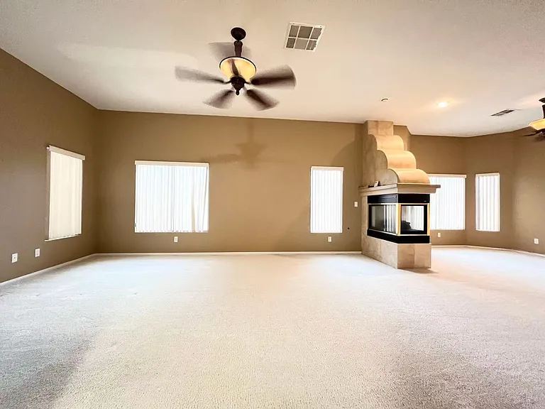 2105 Eaglepath Cir — Photo 18