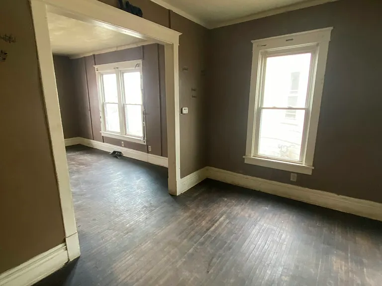 2012 W Garden St — Photo 3