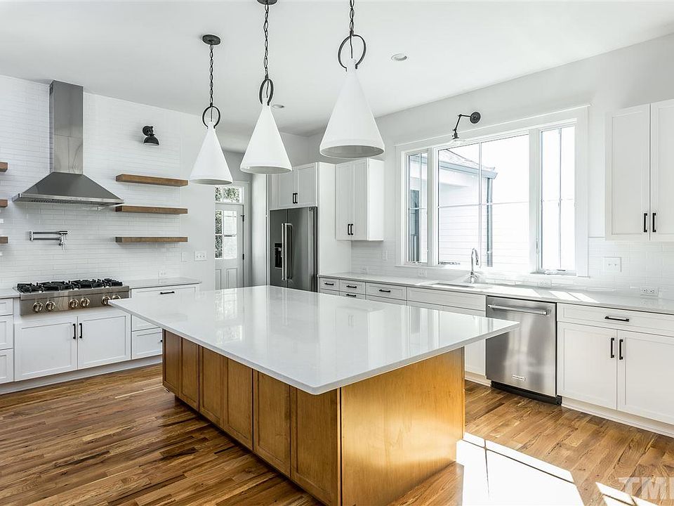 2nd image of 1012 Norris St