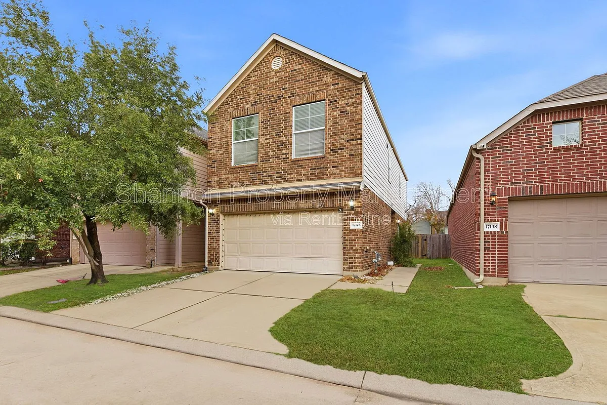 Building Photo - 17142 Amarose Dr