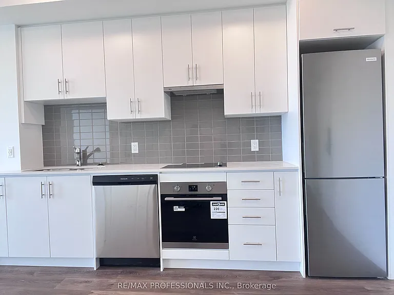 461 Green Rd #916 — Photo 5