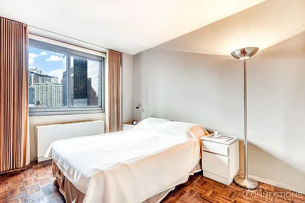 Rented by City Connections Realty | media 11