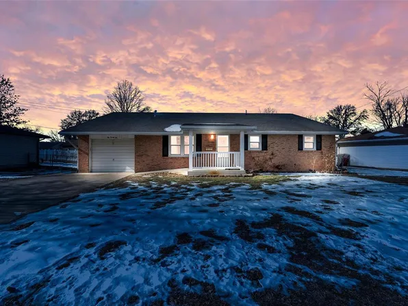 426 Texas Blvd, Bethalto, IL 62010