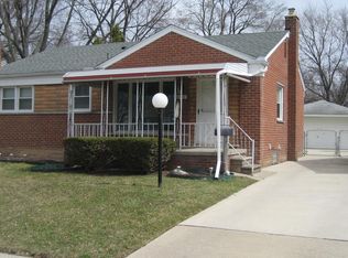 6928 Burnly St, Garden City, MI 48135