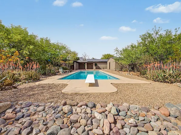 1514 E Lind Rd, Tucson, AZ 85719