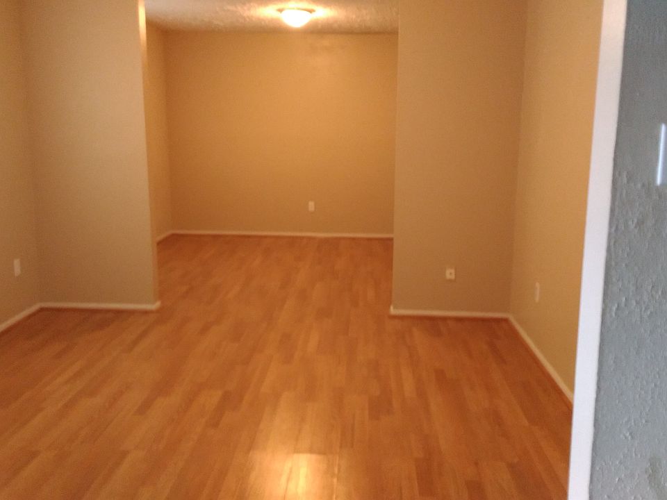 1st image of 15715 Pfeiffer Dr