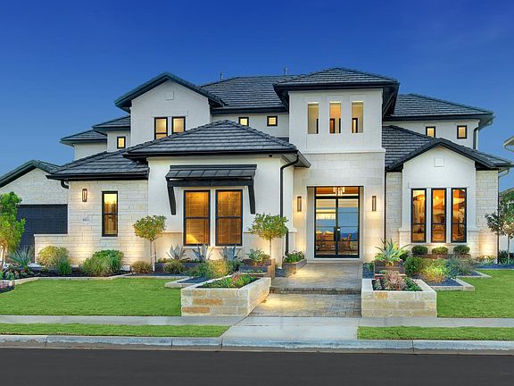 The Lynmar II Exterior