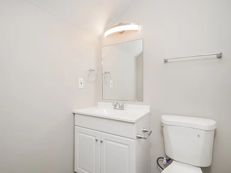 254 Hillandale Dr — Photo 16