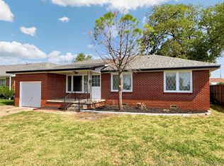 8027 E 2nd St, Tulsa, OK 74112