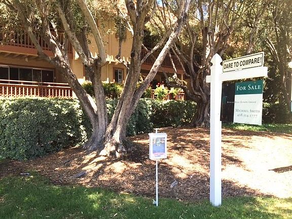 2nd image of 1095 Alta Mira Dr APT B