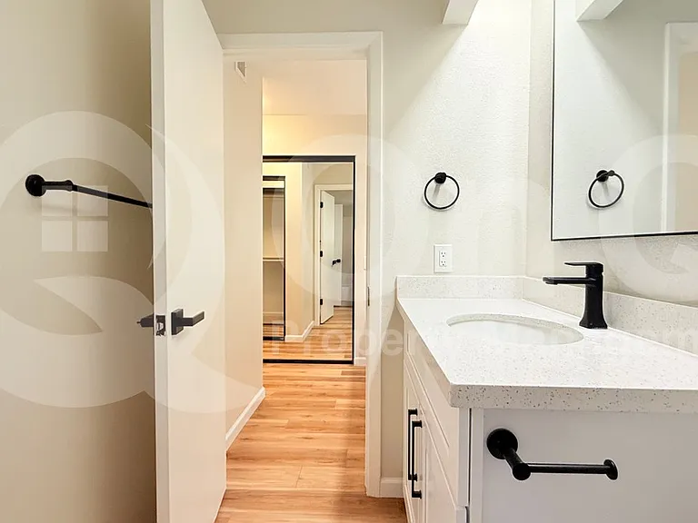 609 E Mesquite Cir #C119 — Photo 6