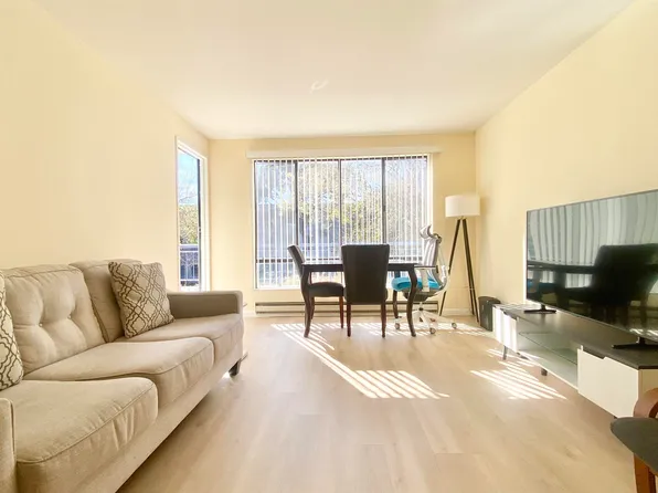 2 Commodore Dr #D273, Emeryville, CA 94608