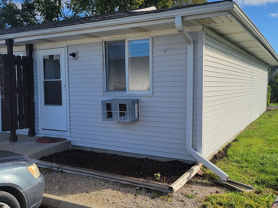 401 South St #1