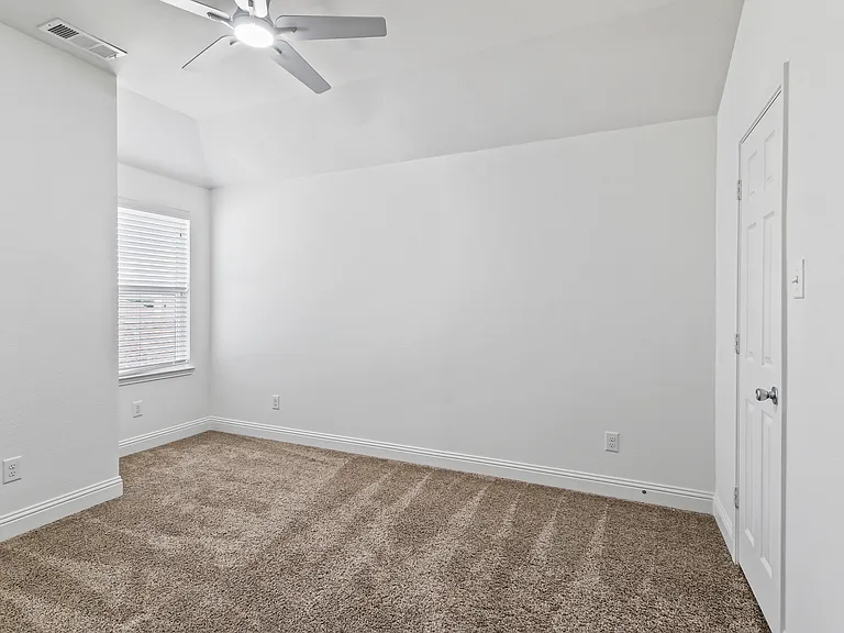 4424 Overbrook Dr — Photo 27