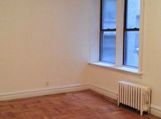 7035 64th Pl, Ridgewood, NY 11385