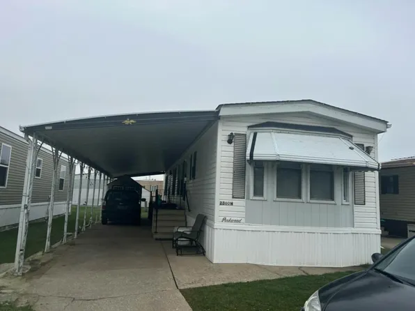 8800 S Harlem Ave Trailer 2300H, Bridgeview, IL 60455
