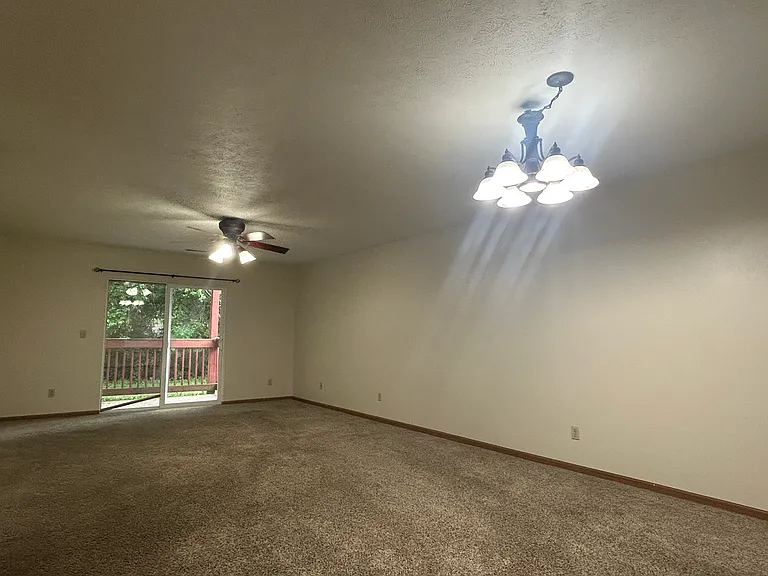 5467 Tall Pines Pkwy #1 — Photo 2