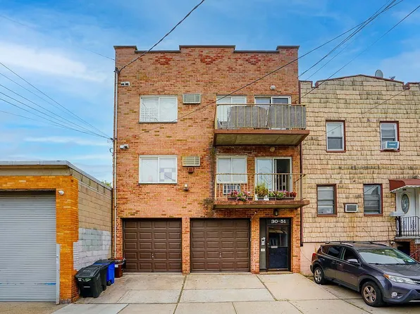 3051 14th St, Astoria, NY 11102