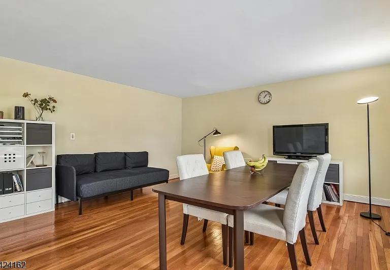 176 Millburn Ave #29 — Photo 7