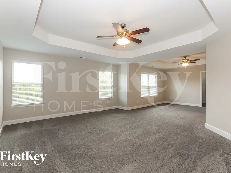 2115 Farmdale Ct — Photo 9