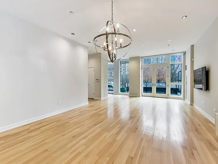 198 N Park Dr #198 — Photo 6