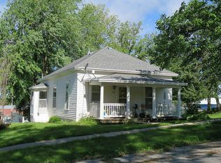 216 S Central St, Carson, IA 51525