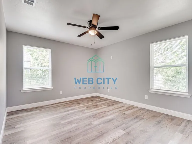 9214 Metz Ave — Photo 9