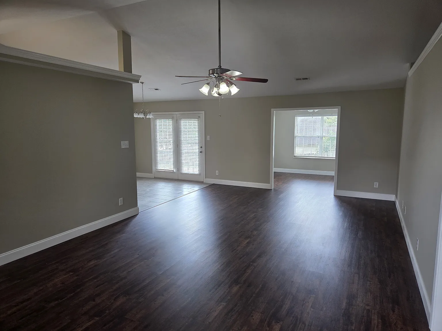 3 bed, 1700 sqft, $2,200 — Photo 3