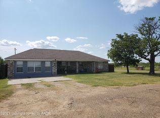 406 Carbon Camp Rd, Stinnett, TX 79007