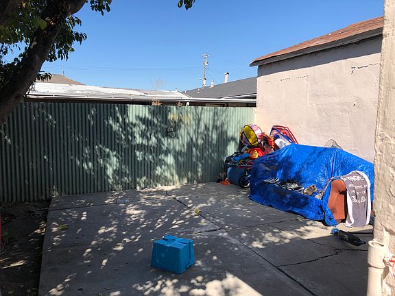3rd image of 661 Clara St