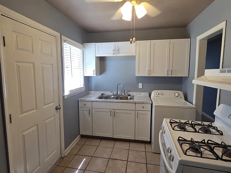 3166 Winslow Rd — Photo 11