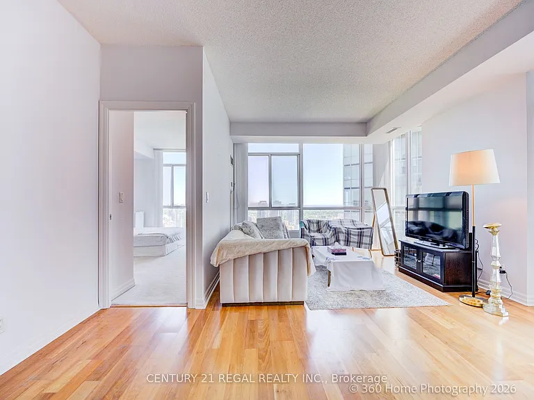 220 Burnhamthorpe Rd W #3004 — Photo 8