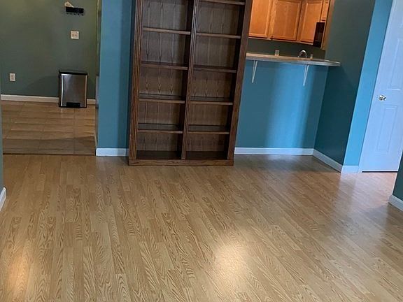 5th image of 84 Aborn St Unit 2105