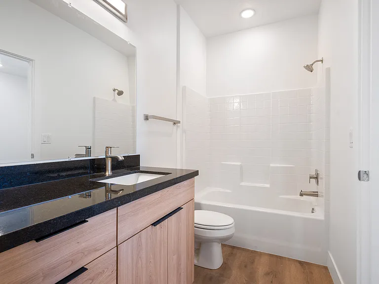Shadow Ridge Apartments — Photo 32