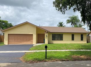 5015 SW 105th Ave, Cooper City, FL 33328